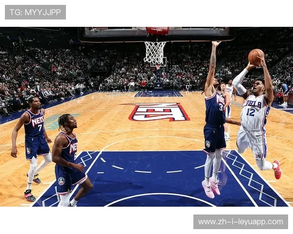 克拉克斯顿14+11+10统治禁区